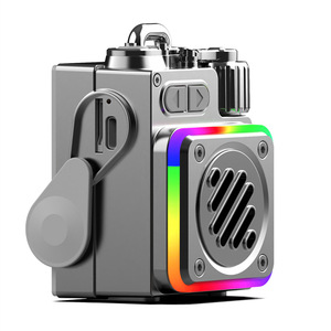 DK06 Mini altavoces portátiles RGB para juegos Durable BT5.4 Altavoz de metal inalámbrico Subwoofer con efecto de luz para reproducción de música al aire libre - Product Image 2