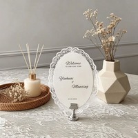 Carte de numéro de table personnalisée ovale avec bordure en dentelle, chiffres personnalisés pour la décoration de table de mariage