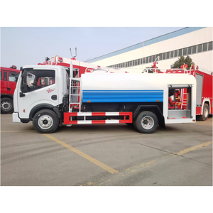 Camion-citerne anti-incendie DongFeng, nouveau, diesel, 4 tonnes, capacité maximale de 5000 L, 4x2, mini, boîte de vitesses manuelle, norme d'émission Euro 3 - Product Image 1
