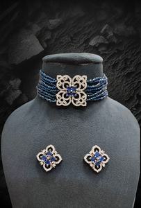 Conjunto de colgante de collar de latón AD de tendencia india con cadena de hilo de perlas estilo etéreo para boda y fiesta de mujer - Product Image 4