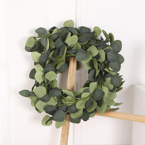 Guirlande artificielle d'eucalyptus vert en soie, décoration de mariage, toucher naturel, aménagement paysager de balcon - Product Image 2