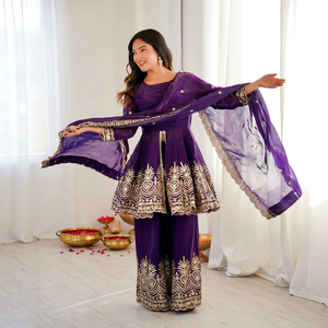 Conjunto de Salwar Kameez Bordado para Mujer con Dupatta, Color Morado, Traje para Bodas y Fiestas Pakistaníes e Indias - Product Image 1