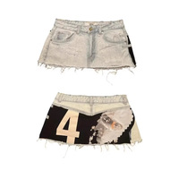Short en jean brodé robuste style street goth, mini-jupe en maille patchwork numérique, jupe courte en jean délavé Y2K coupe ample