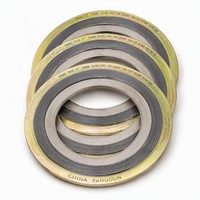 Joint spiralé haute résistance SS321 rempli de graphite avec anneaux de centrage intérieurs pour l'étanchéité des brides haute pression classe 2500