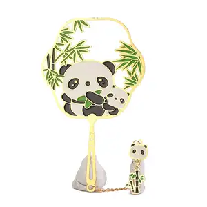 Custom Schattige 3d Dier Bladwijzers Briefpapier Set Groothandel Chinese Fan Metalen Holle Panda Bladwijzer