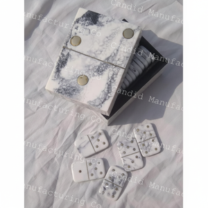 Ensemble de jeu de domino en résine Double Nine avec couleur personnalisable écologique et emballage standard - Product Image 1