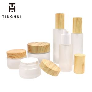 ขวดเปล่าขนาด 30 มล./50 มล./80 มล./10 กรัม/20 กรัม/30 กรัม ผิวด้านพร้อมฝาไม้ลายไม้ ขวดแก้วสำหรับเครื่องสำอางสำหรับการเดินทาง - Product Image 1