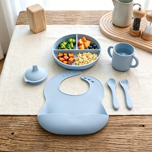Juego de Alimentación de <span class=keywords><strong>Silicona</strong></span> Reutilizable 100% de Grado Alimenticio, Libre de BPA, Ecológico, para Bebés, Vaso Antiderrames, <span class=keywords><strong>Plato</strong></span>, Cuchara, Tenedor, <span class=keywords><strong>Plato</strong></span> con Succión para Niños - Product Image 1