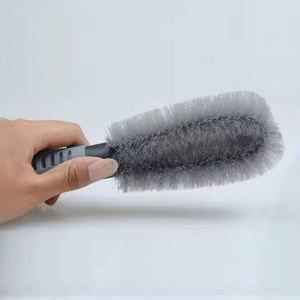 Brosse de nettoyage portable grise pour jantes et pneus de voiture, en plastique, pour le detailing automobile - Product Image 2