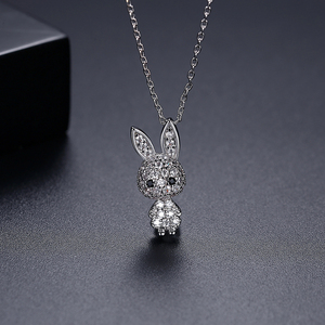 Ensemble de bijoux pour filles LUOTEEMI, lapin mignon, minuscules boucles d'oreilles pavées de CZ et collier avec pendentif - Product Image 4