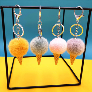 Niedlicher Kawaii Trendiger Mini-Pompom Eiscreme-Schlüsselanhänger Weicher Fellball Plüsch-Schlüsselanhänger Süßer Eistüten-förmiger Schlüsselanhänger für Taschen - Product Image 1