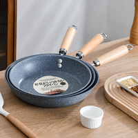 Batterie de cuisine domestique en acier inoxydable avec manche en bois poêle à frire antiadhésive et wok à fond plat pour le camping et la cuisine domestique