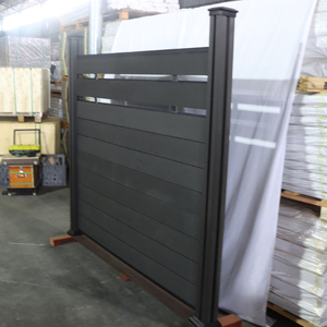 Valla de WPC impermeable al aire libre para la Agricultura Marco de malla 3D con materiales plásticos de PVC de hierro Galvanizado y pintado para la seguridad del jardín - Product Image 1