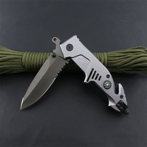 Couteau tactique de survie de haute qualité avec manche en aluminium, couteau pliable de poche pour l'extérieur, couteau en acier Magnacut avec brise-vitre - Product Image 4
