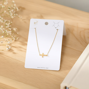 Collana in acciaio inossidabile con ciondolo minimalista placcato oro per donna, da indossare tutti i giorni - Product Image 2