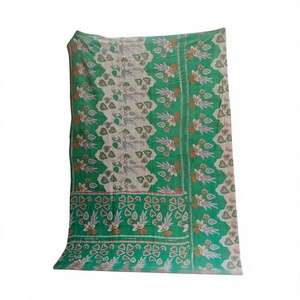 Hot Selling Indian Wholesale High Quality Handmade Luxury Christmas Print 100% Cotton <b>Bedding</b> Old Vintage Kantha Quilt Home - Product Image 5