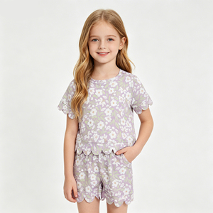 Conjunto informal floral de dos piezas para niñas pequeñas, top sin mangas y pantalones cortos, traje de verano, ropa de algodón suave y elástica - Product Image 1