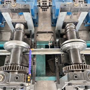 Máquina Automática para Fabricar Soportes de Paneles Solares en Forma de U con Motor de Caja de Cambios PLC - Product Image 5