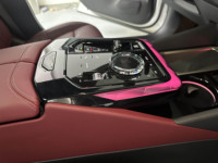 Premium Kristall Mittelkonsole Ambientebeleuchtung für BMW 5er Serie I5 G60 G68 Saddle LED Atmosphärenlampe Upgrade Auto-Innenausstattung