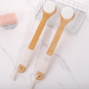 <span class=keywords><strong>Brosse</strong></span> de bain patte de chat ultra douce avec <span class=keywords><strong>manche</strong></span> <span class=keywords><strong>long</strong></span> <span class=keywords><strong>Brosse</strong></span> à dos magique pour la <span class=keywords><strong>douche</strong></span> et le corps à poils doux pour la peau pour les femmes - Product Image 4