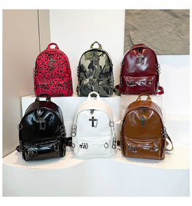 Sac à dos unisexe style gothique Y2K en cuir PU huilé, esthétique sombre, pour voyage et école, avec brevetés de croix en O - Vente chaude - Product Image 2
