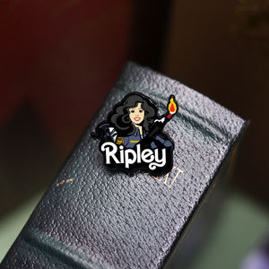 Série télévisée d'horreur Slayer émail broche dessin animé métal Badge femmes broche mode vêtements accessoires en gros - Product Image 2