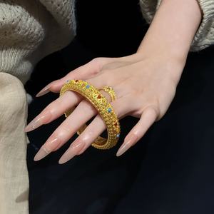 Pulsera de Resina Estilo Palacio de la Reina <span class=keywords><strong>con</strong></span> Diseño de Filigrana Esmaltada, Grabado Personalizable, Caja de Regalo de Lujo - Product Image 3