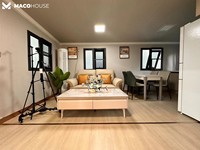 Maisons modulaires préfabriquées modernes et économiques à 2 chambres, extensibles, avec cuisine et salle de bain, en provenance de Chine