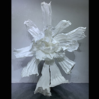 Installation d'art géante en papier moderne artisanale sur mesure en gros - Décoration de fond de mariage et d'événements de luxe