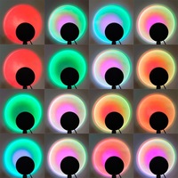 Projecteur Lampe Coucher de Soleil avec Télécommande - Lumière LED Coucher de Soleil à 16 Couleurs Changeantes, Rotation à 180 Degrés, Lumières Arc-en-ciel pour Chambre à Coucher