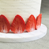 Modèle de gâteau factice élégant gâteau d'anniversaire à la fraise artificielle pour les vacances festives fête événement décor Boost célébration esthétique