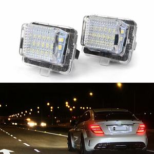 Feux de plaque d'immatriculation LED sans erreur Canbus pour <span class=keywords><strong>Mercedes</strong></span> Benz W204 W212 W221 - Product Image 1