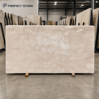 Dalle de marbre PerfectStone Botticino Classico, marbre beige vieilli pour la décoration des murs, sols et comptoirs intérieurs de villas