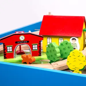 나무 108pcs 기차 트랙 빌딩 세트 장면 시뮬레이션 아이 장난감 나무 기차 장난감 세트