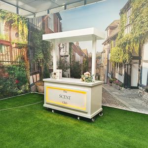 Maßgefertigter Dongyue Holz-Dekorwagen für Parfüm & Süßigkeiten zur Hochzeits- und Geschäftsverwendung mit LED-Beleuchtung - Product Image 6