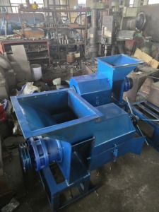 Vente directe d'usine petite presse à huile de palme machine d'extraction d'huile de noix de coco machine de traitement d'huile de palmiste - Product Image 4