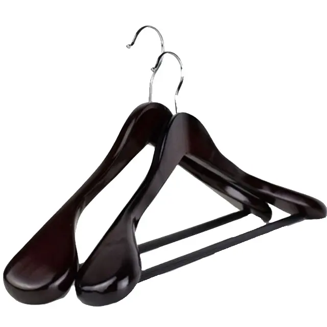 Wholesale Price Luxury Wide Shoulder Heavy Duty Coat Wooden Clothes Hanger for Suit Hotel