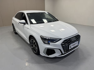 Voiture d'<span class=keywords><strong>occasion</strong></span> <span class=keywords><strong>Audi</strong></span> A3L Limousine 35 TFSI Progressive Sport 2021 - Product Image 3