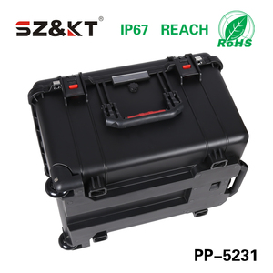 Valigia trolley rigida in plastica resistente, impermeabile IP67, antiurto IK10, con schiuma interna, molto venduta. - Product Image 3