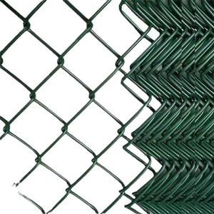 Rouleau de clôture en treillis galvanisé enduit de PVC pour élevage de poulets et de coqs - Product Image 1