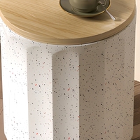 Table de chevet esthétique pour la maison avec des taches colorées, étagère de rangement dissimulée pour les petites chambres