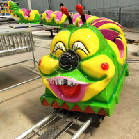 Équipement de parc d'attractions, train amusant pour enfants dans la cour, jeux pour enfants, manège chenille, montagnes russes Wacky Worm à vendre