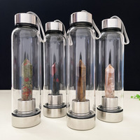 Bouteille d'eau en cristal de verre à thème amour, infusée d'élixir, avec pierres de guérison naturelles polies en gros