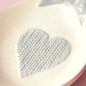 Soporte de cuchara de cerámica al por mayor, soporte de cuchara de porcelana de corazón rosa para el hogar, palillos de cerámica para Cocina - Product Image 6