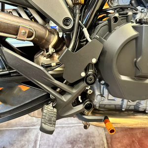 Protection de la pompe à frein arrière de moto, protection de la protection du talon arrière pour <span class=keywords><strong>KTM</strong></span> <span class=keywords><strong>DUKE</strong></span> <span class=keywords><strong>790</strong></span> <span class=keywords><strong>DUKE</strong></span> 890 <span class=keywords><strong>DUKE</strong></span> R GP 890R - Product Image 6