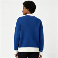 Nouvelle arrivée : cardigan en tricot à col en V de style preppy surdimensionné pour femmes, broderie personnalisée en forme d'étoile, lettres, streetwear décontracté