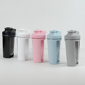 Vaso Mezclador Portátil de Plástico de Doble Capa de 500 ml, Graduado, para Batidos de Proteínas, Ideal para Entusiastas del Fitness y Deportes - Product Image 4