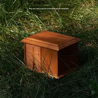 Ataúd de madera maciza de estilo europeo-americano, fabricado en China, con diseño de cruz de urna doble y ranura para fotos, para entierro.