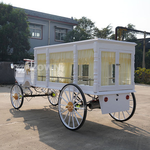 รถม้าศพสไตล์ยุโรปสีขาวพร้อมฝาครอบล้อสีทองสำหรับใช้ในการพิธีศพ - Product Image 2