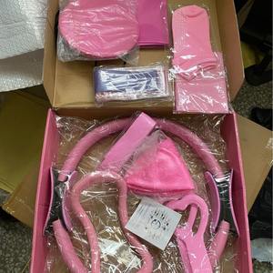 ชุดโยคะพิลาทิสพร้อมวงแหวน 25 ซม. สายรัดออกกำลังกาย TPE ลูกบอล ถุงเท้า ชุดฟิตเนสพกพาสำหรับออกกำลังกายที่บ้าน - Product Image 5